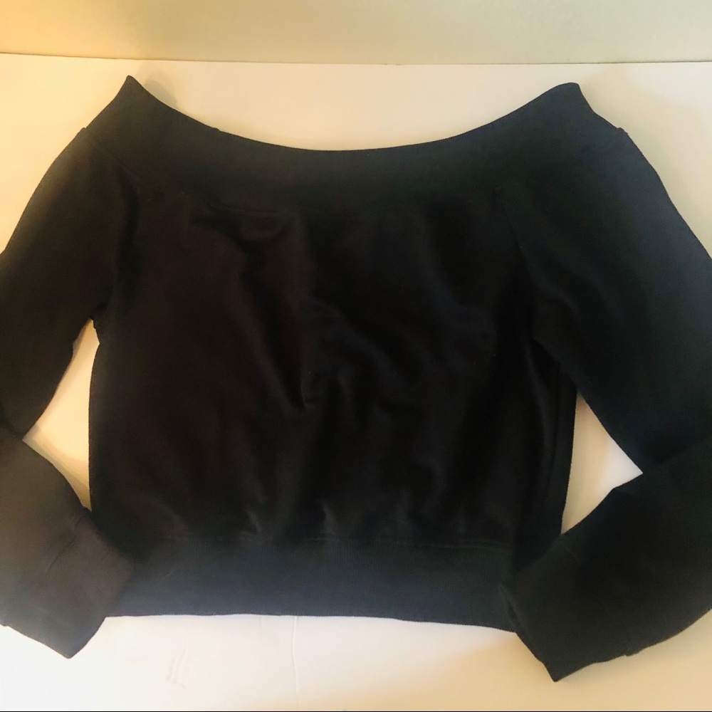 Small Black Kivenst High Fashion Cropped Top